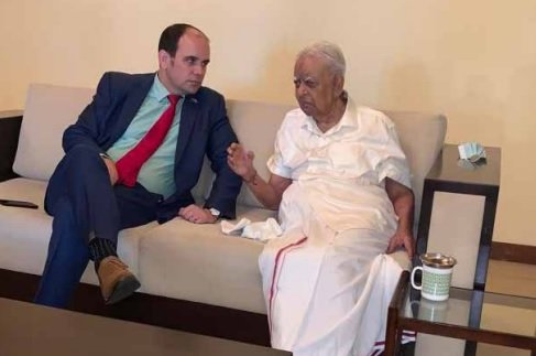 இலங்கையில் அமைதி நிலவ அரசியல் தீர்வு மிக அவசியம்!